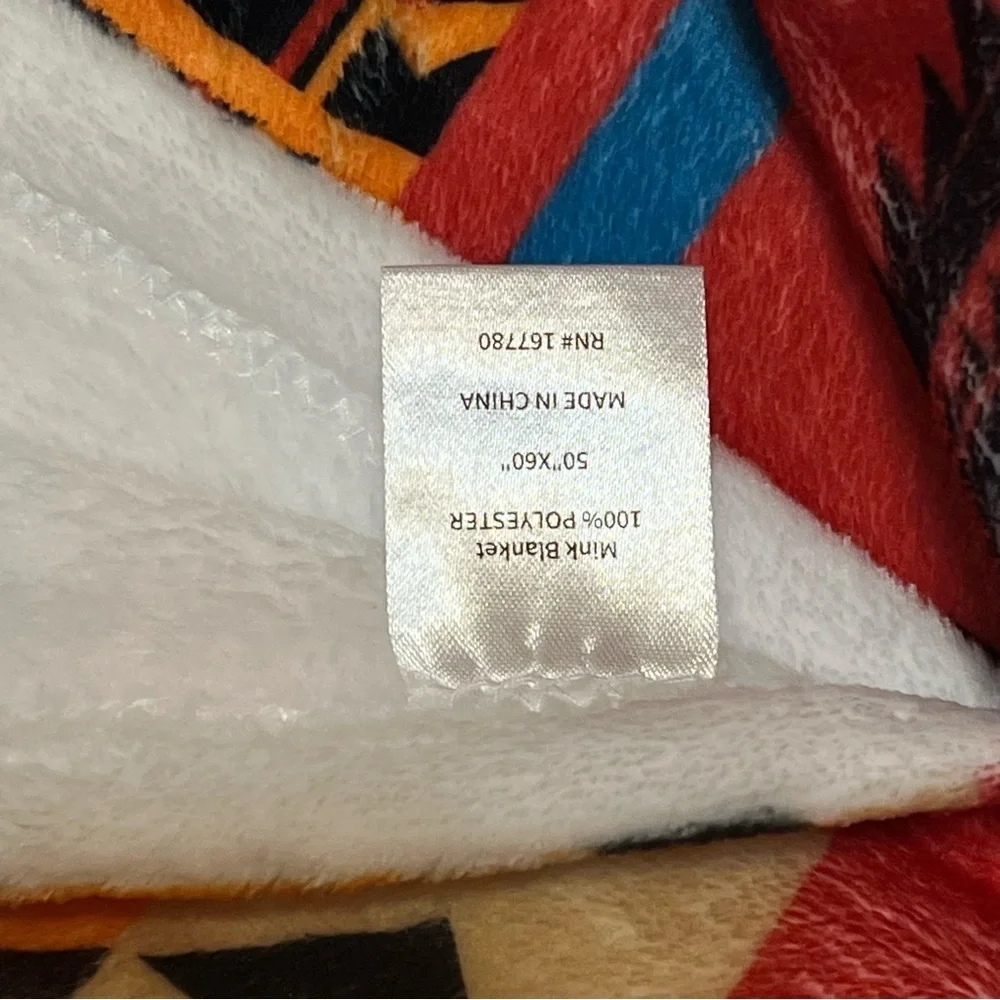 Native American Pattern Velveteen Plush Blanket Cozy Boho Home Decor. 60”x50”NEW